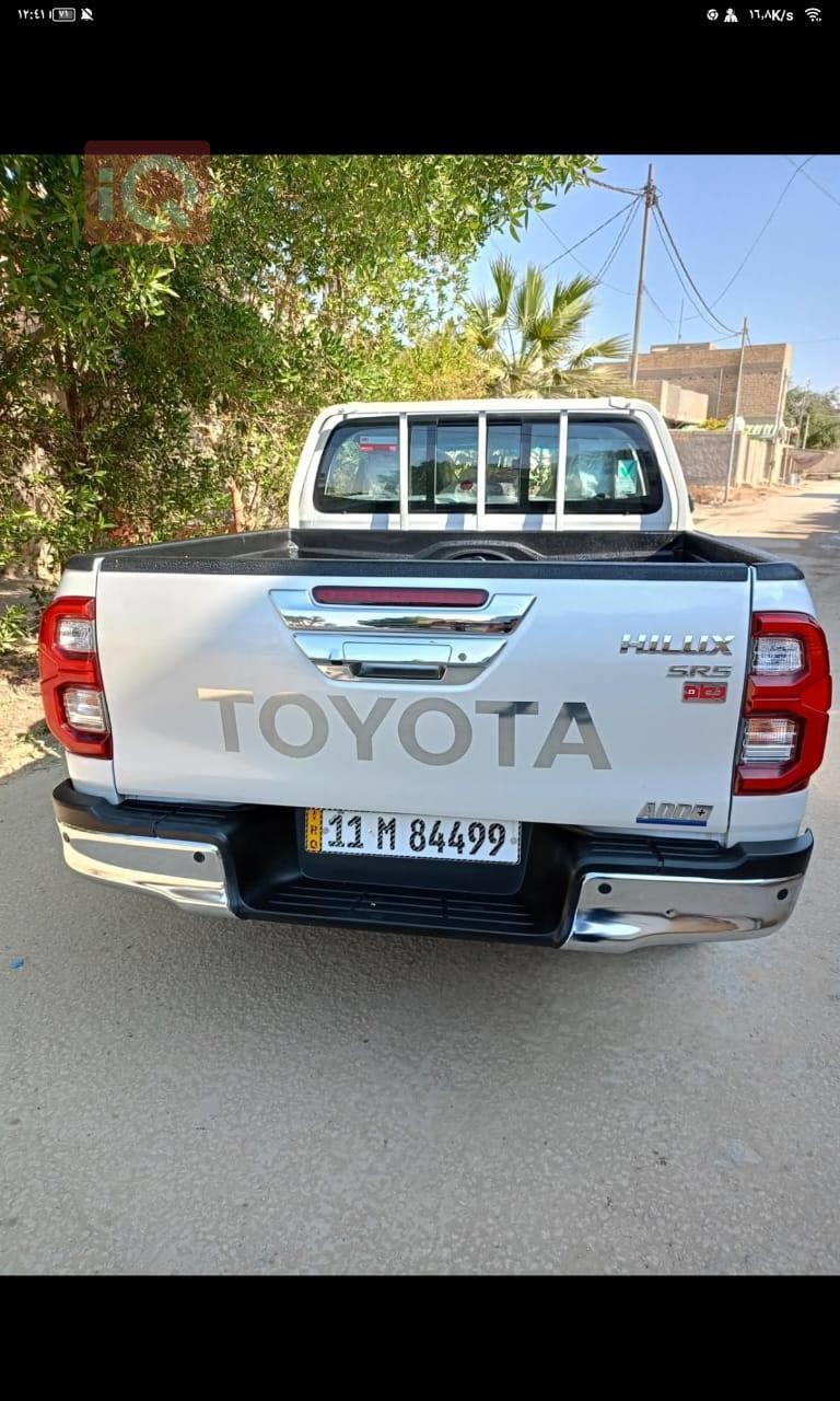 تويوتا هايلوكس